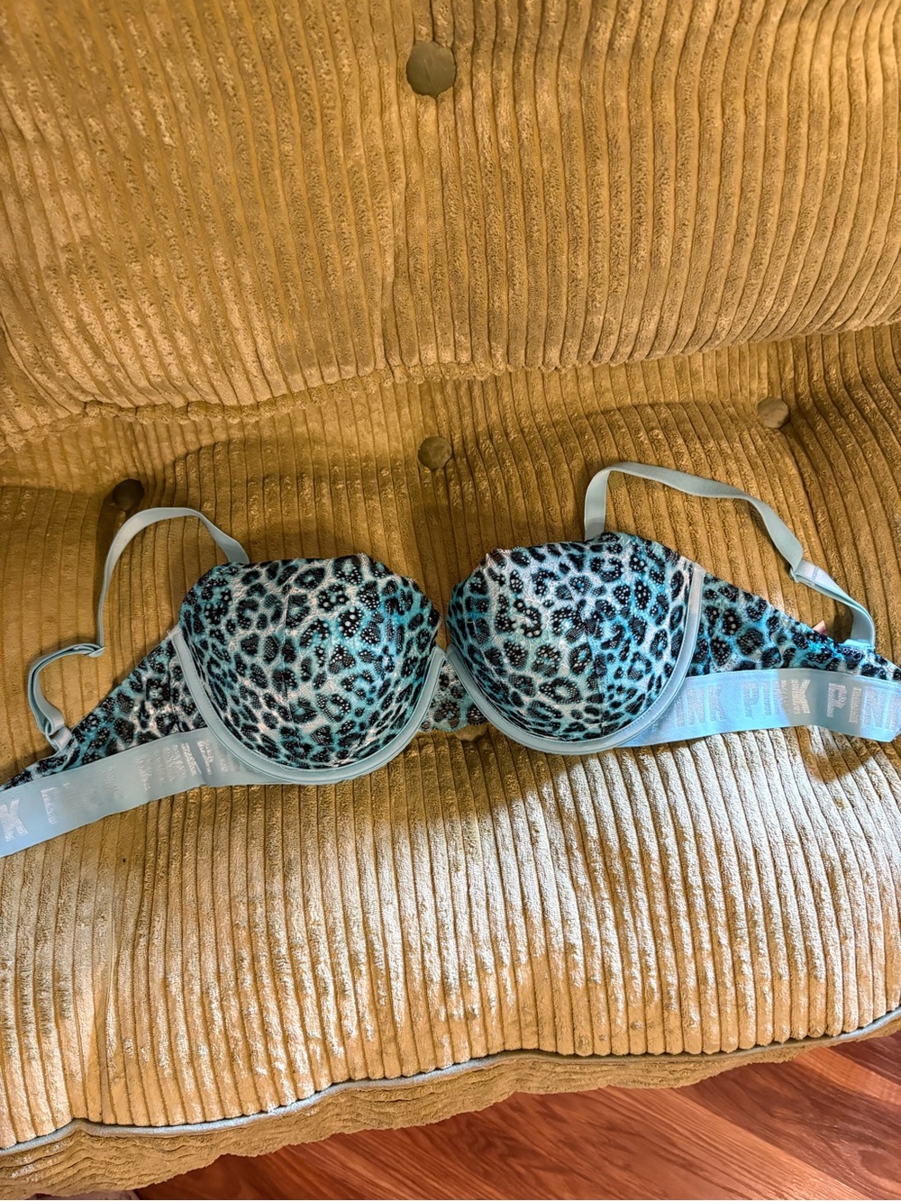 PINK Victoria's Secret Aqua Blue Leopard Print Push-Up Bra